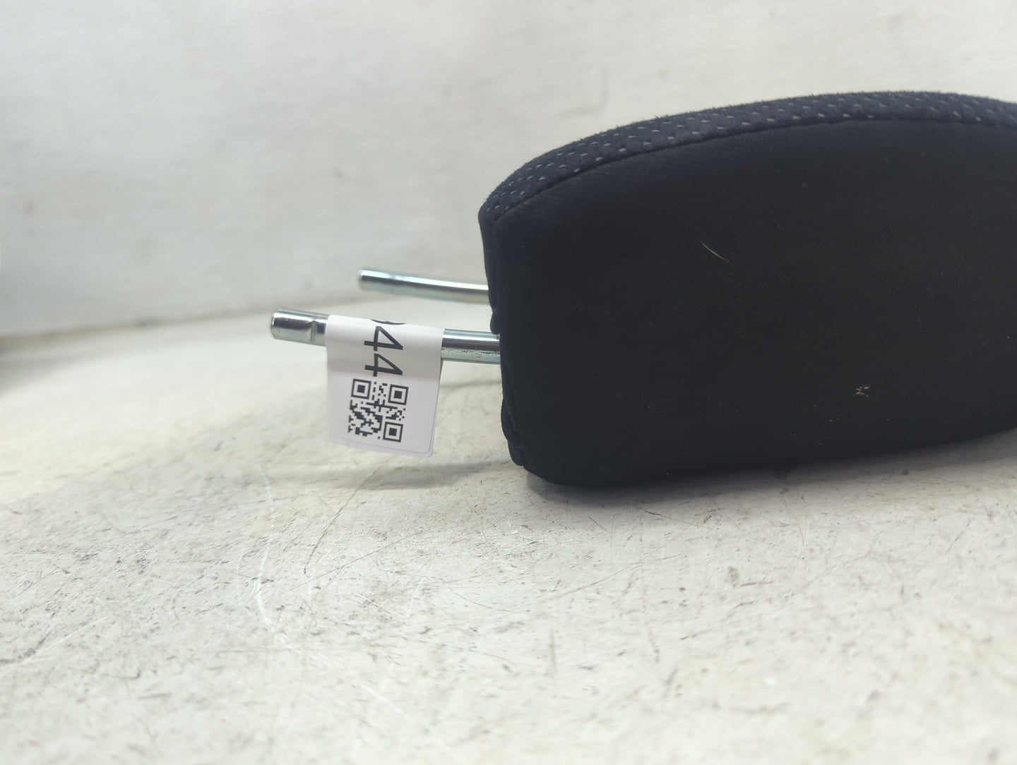 2013 Subaru Impreza Headrest Head Rest Rear Seat Fits OEM Used Auto Parts - Oemusedautoparts1.com