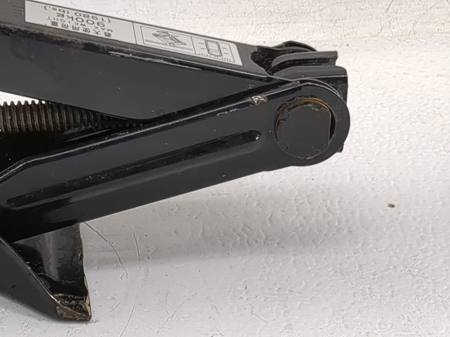 2013 Subaru Impreza Spare Scissor Car Jack Black - Oemusedautoparts1.com