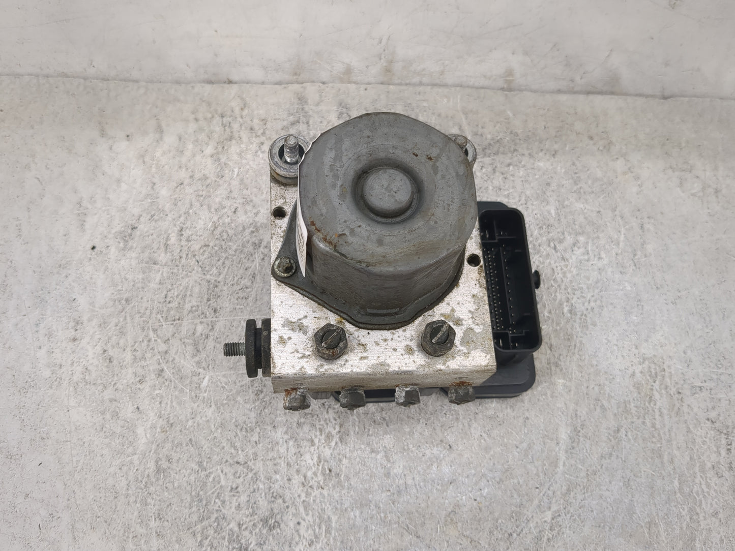 2013-2014 Subaru Impreza ABS Pump Control Module Replacement P/N:0265247845 0265956058, 621B930, 57536FJ190 Fits Fits 2013 2