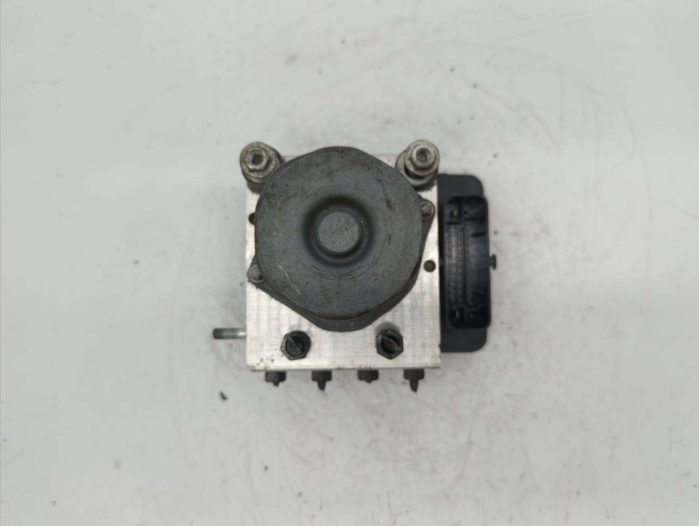 2013-2014 Subaru Impreza ABS Pump Control Module Replacement P/N:27536FJ190 Fits Fits 2013 2014 OEM Used Auto Parts - Oemuse