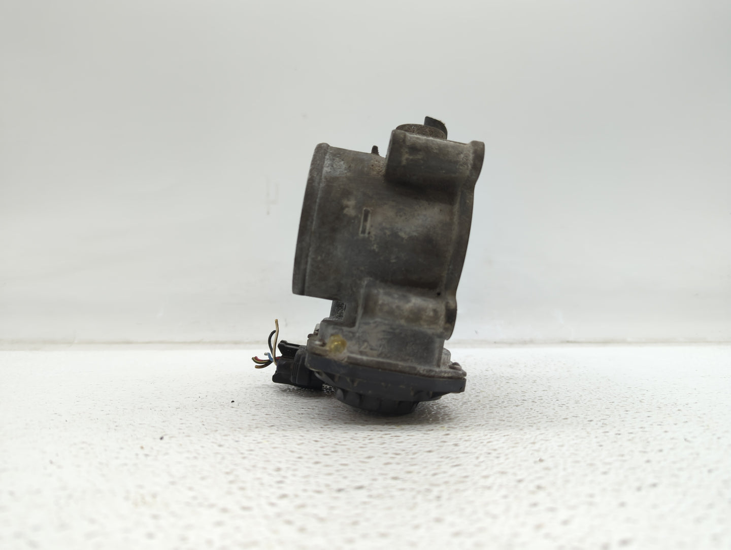 2012-2016 Subaru Impreza Throttle Body P/N:16112AA380 Fits Fits 2011 2012 2013 2014 2015 2016 2017 OEM Used Auto Parts - Oem