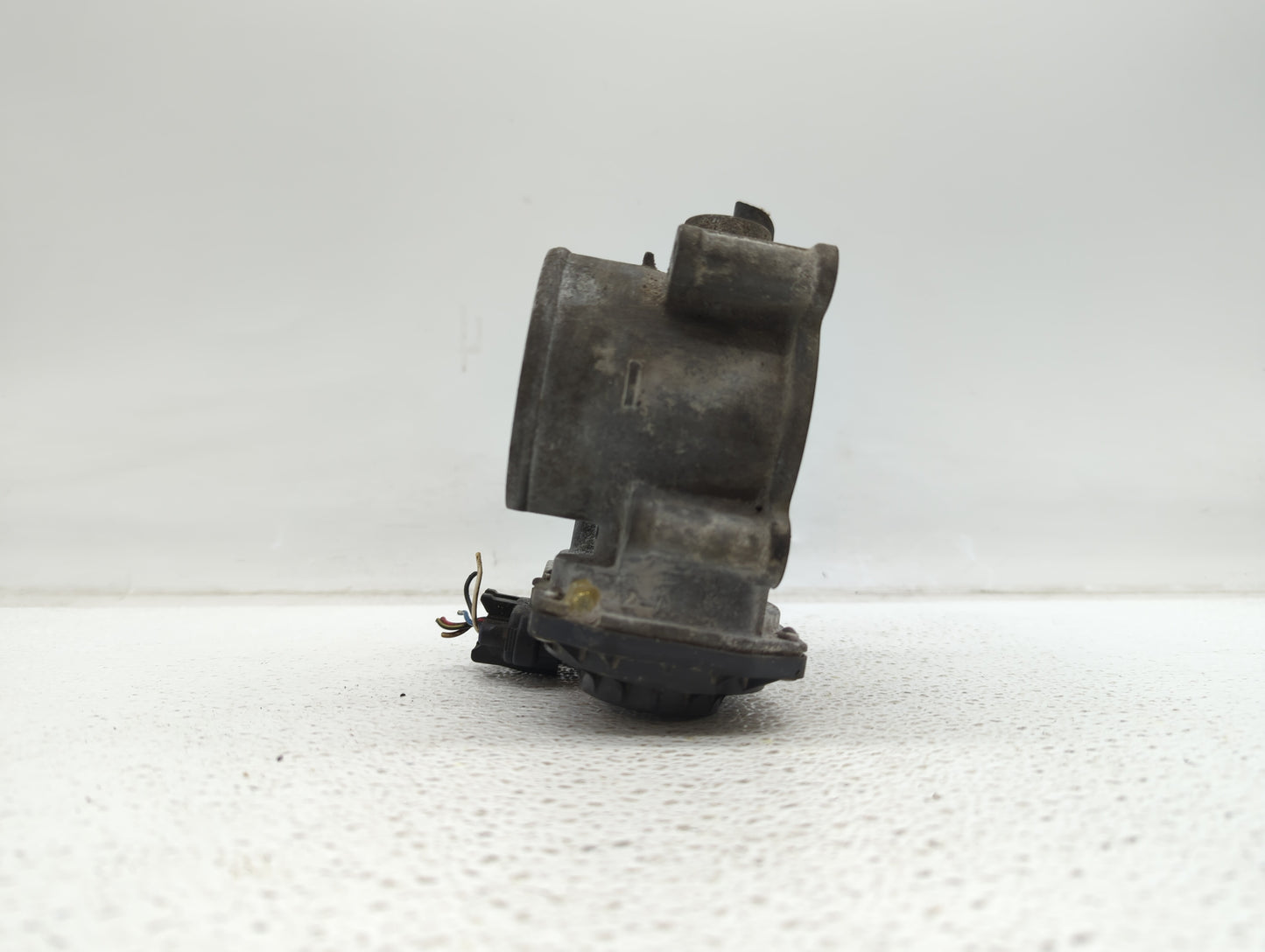 2012-2016 Subaru Impreza Throttle Body P/N:16112AA380 Fits Fits 2011 2012 2013 2014 2015 2016 2017 OEM Used Auto Parts - Oem