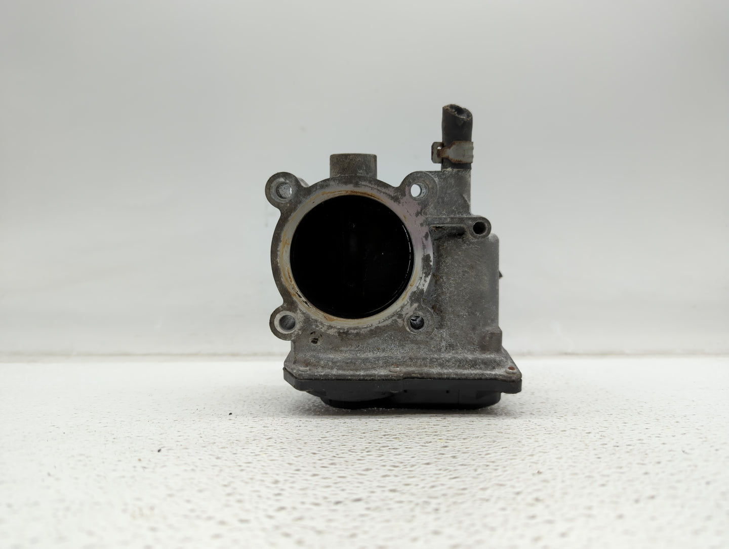 2012-2016 Subaru Impreza Throttle Body P/N:16112AA380 Fits Fits 2011 2012 2013 2014 2015 2016 2017 OEM Used Auto Parts - Oem