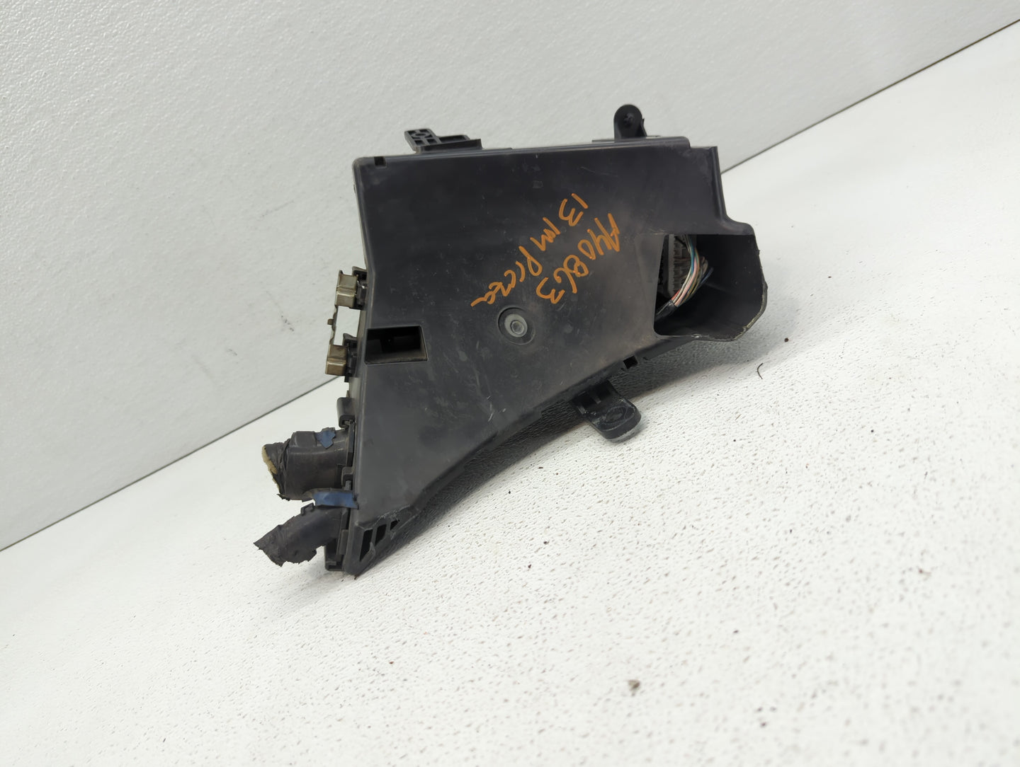 2012-2014 Subaru Impreza Fusebox Fuse Box Panel Relay Module P/N:MB503603B MB503604B, MB100200B Fits Fits 2012 2013 2014 OEM