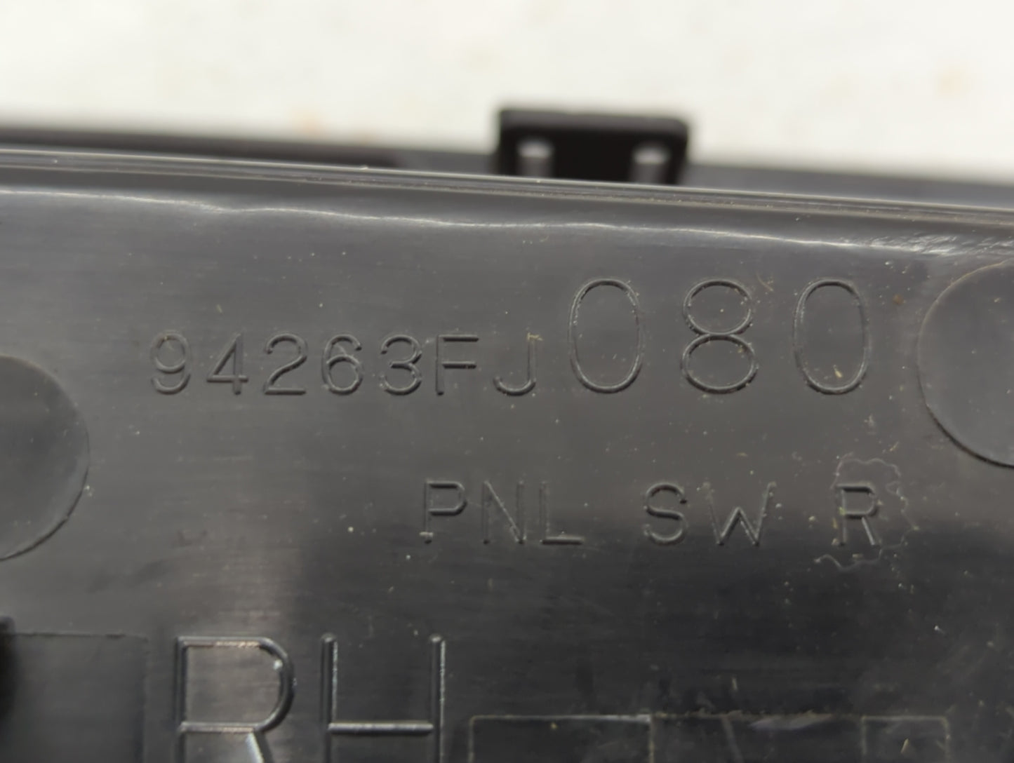 2013 Subaru Impreza Passenger Right Power Window Switch - Oemusedautoparts1.com