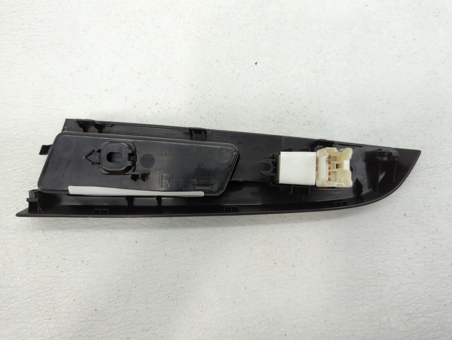 2013 Subaru Impreza Passenger Right Power Window Switch - Oemusedautoparts1.com