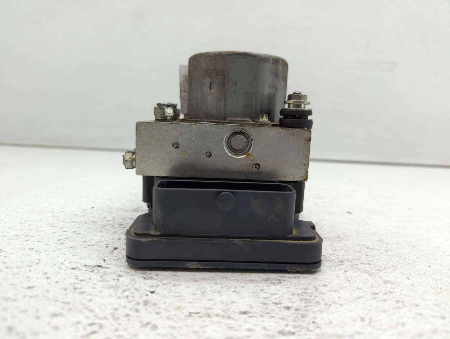 2013-2014 Subaru Impreza ABS Pump Control Module Replacement P/N:27536FJ190 Fits Fits 2013 2014 OEM Used Auto Parts - Oemuse
