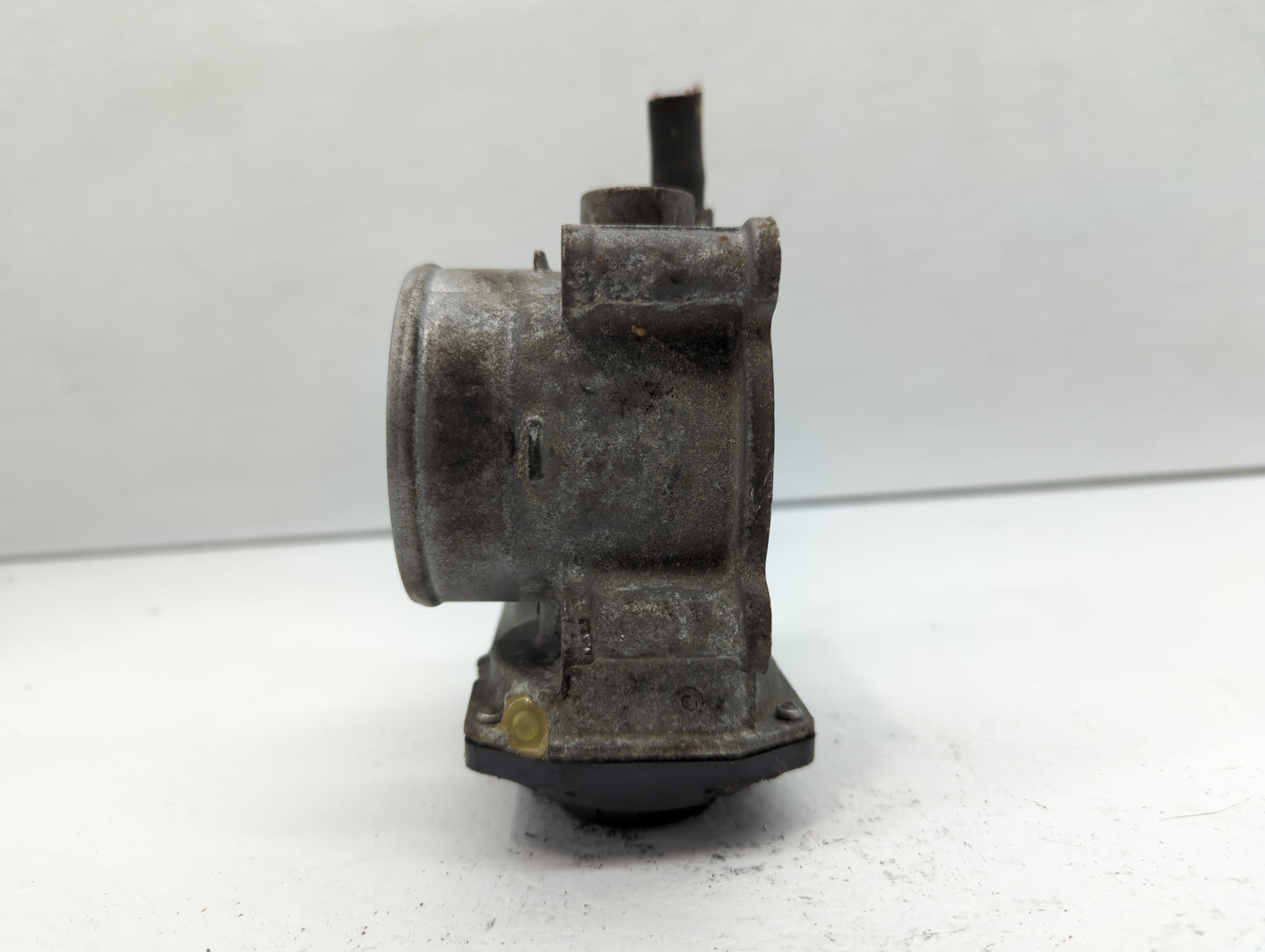 2012-2016 Subaru Impreza Throttle Body P/N:16112AA380 Fits Fits 2011 2012 2013 2014 2015 2016 2017 2018 OEM Used Auto Parts 