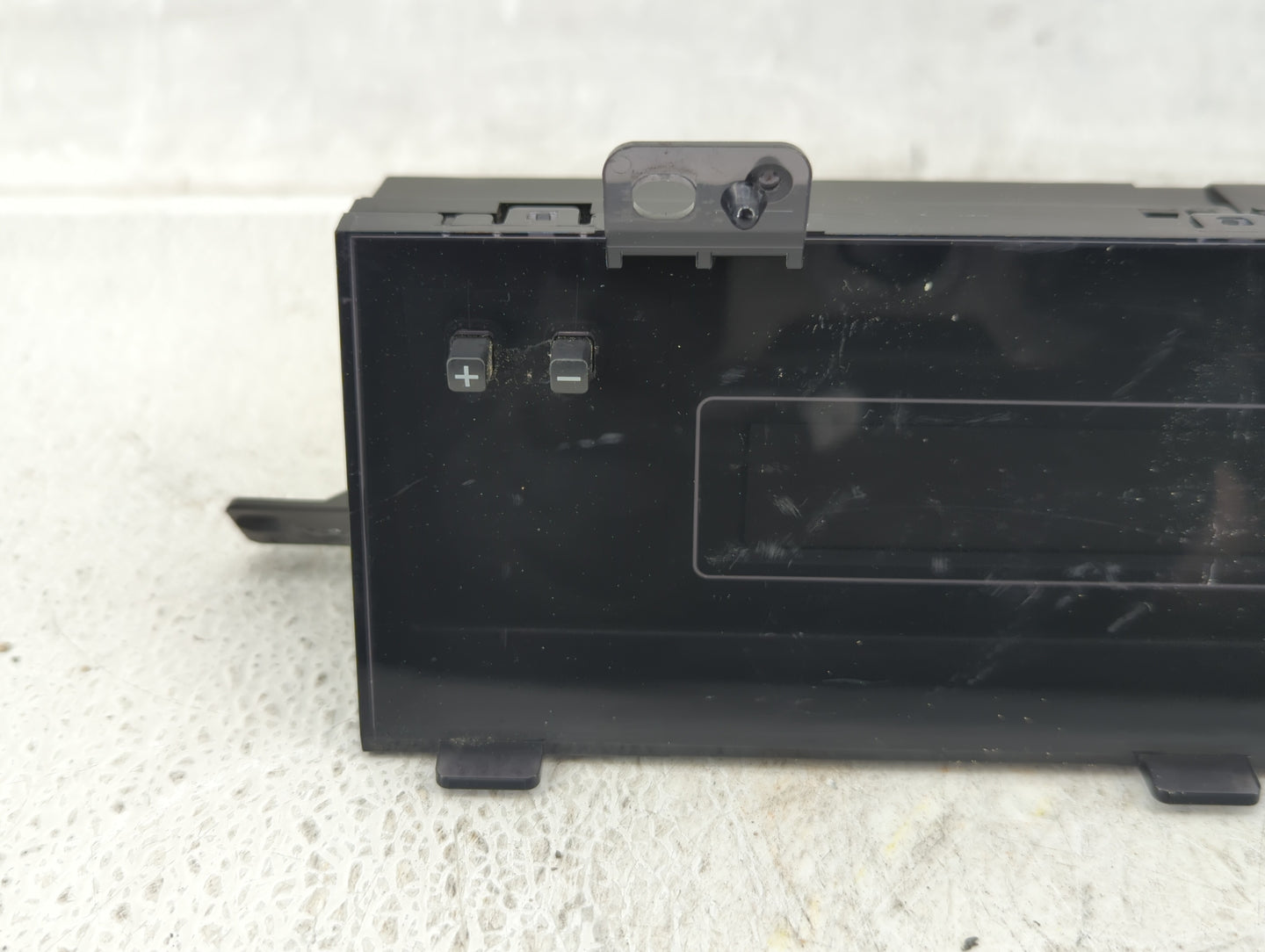 2013 Subaru Impreza Radio AM FM Cd Player Receiver Replacement P/N:85261FJ070 Fits OEM Used Auto Parts - Oemusedautoparts1.c