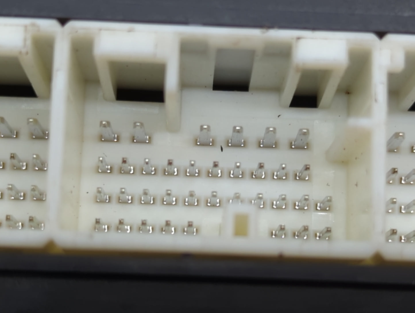 2013-2013 Subaru Impreza Chassis Control Module Ccm Bcm Body Control - Oemusedautoparts1.com