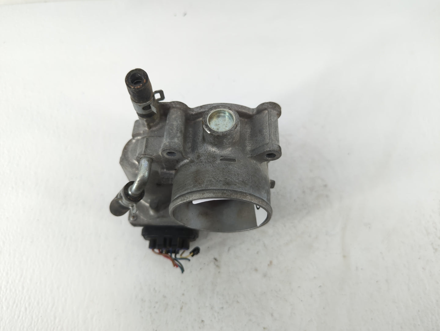 2012-2016 Subaru Impreza Throttle Body P/N:16112AA380 Fits Fits 2011 2012 2013 2014 2015 2016 2017 2018 OEM Used Auto Parts 
