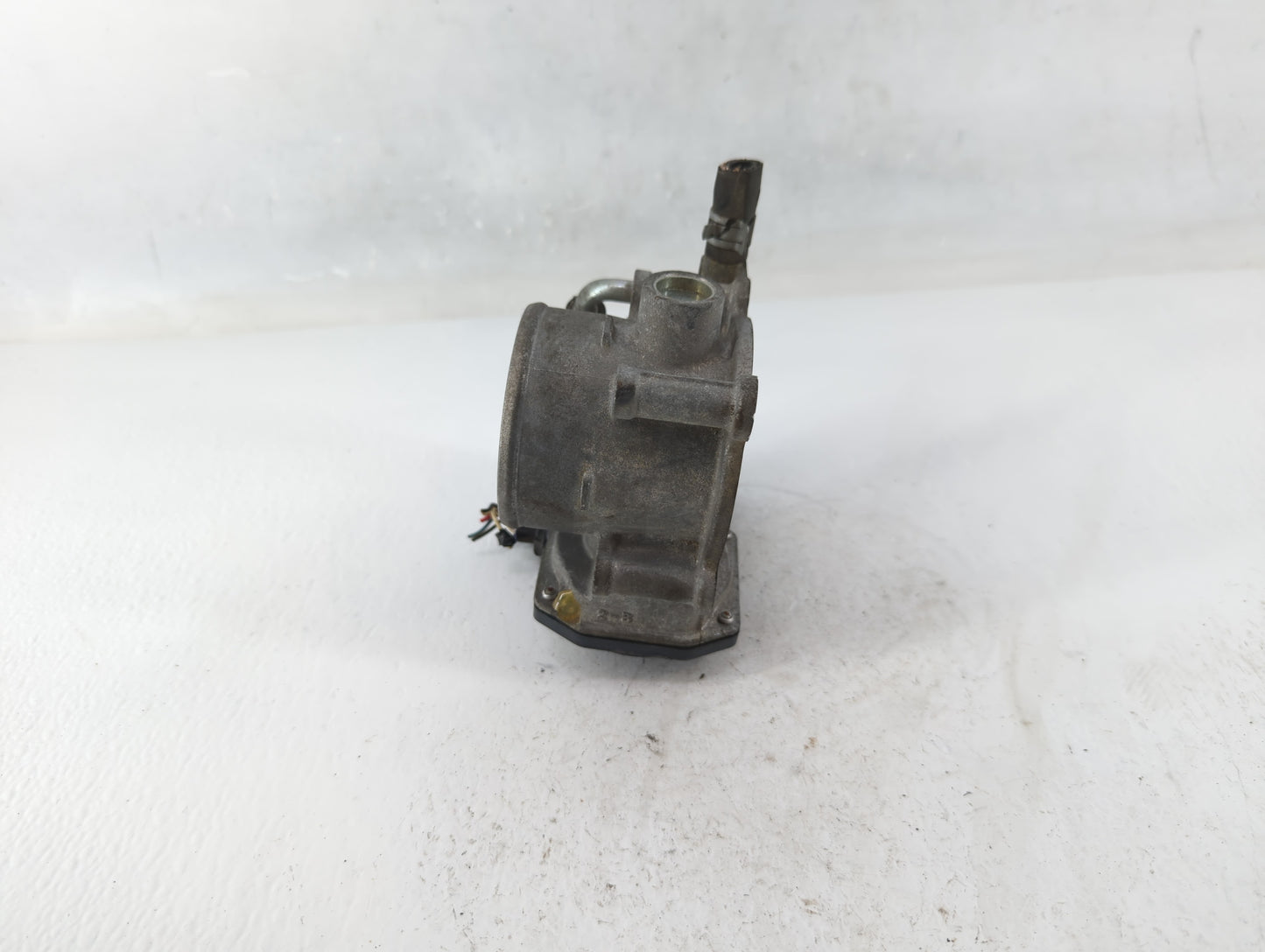 2012-2016 Subaru Impreza Throttle Body P/N:16112AA380 Fits Fits 2011 2012 2013 2014 2015 2016 2017 2018 OEM Used Auto Parts 