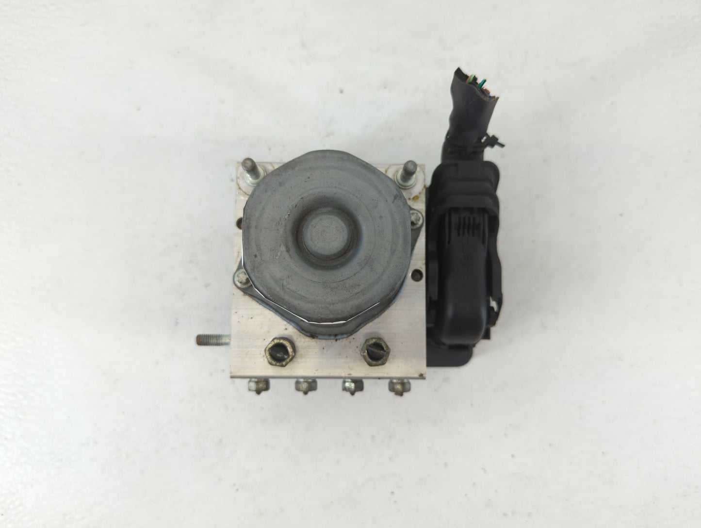 2013-2014 Subaru Impreza ABS Pump Control Module Replacement P/N:27536F J190 Fits Fits 2013 2014 OEM Used Auto Parts - Oemus