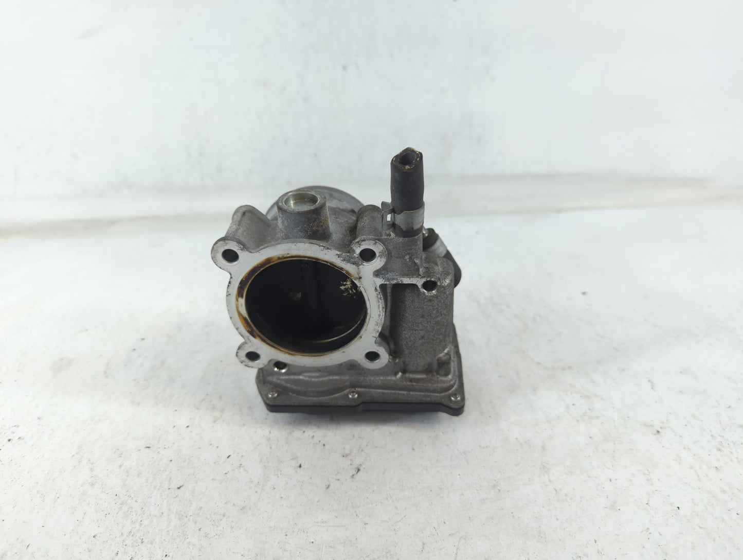2012-2016 Subaru Impreza Throttle Body P/N:16112AA380 Fits Fits 2011 2012 2013 2014 2015 2016 2017 2018 OEM Used Auto Parts 