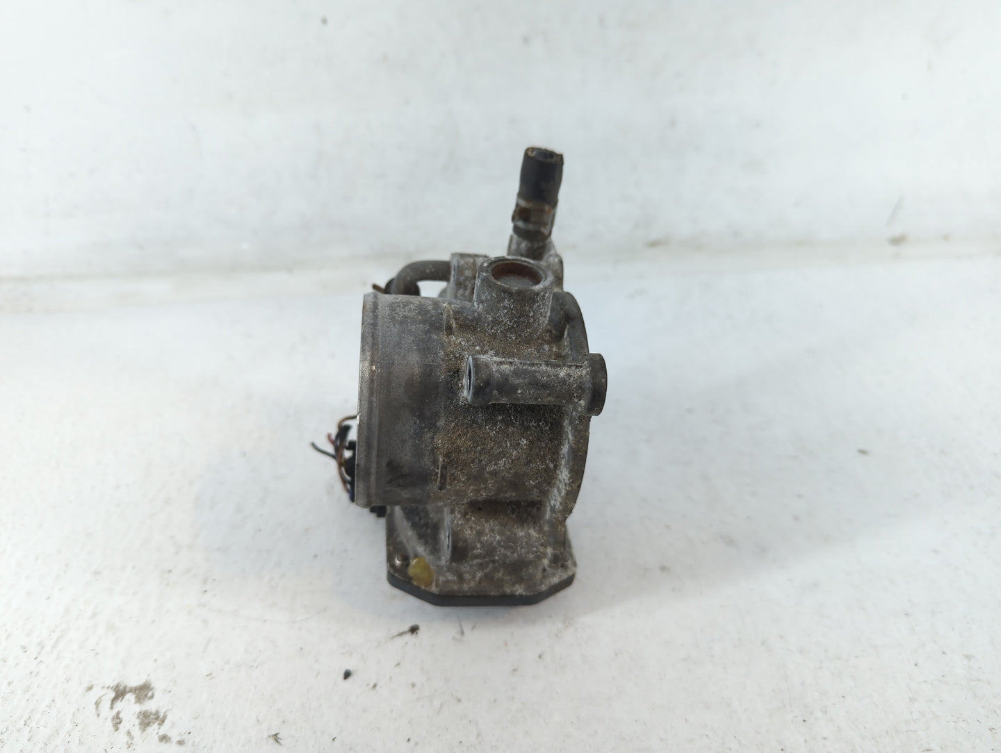 2012-2016 Subaru Impreza Throttle Body P/N:1Q09 1691 16112AA380 Fits Fits 2011 2012 2013 2014 2015 2016 2017 2018 OEM Used A