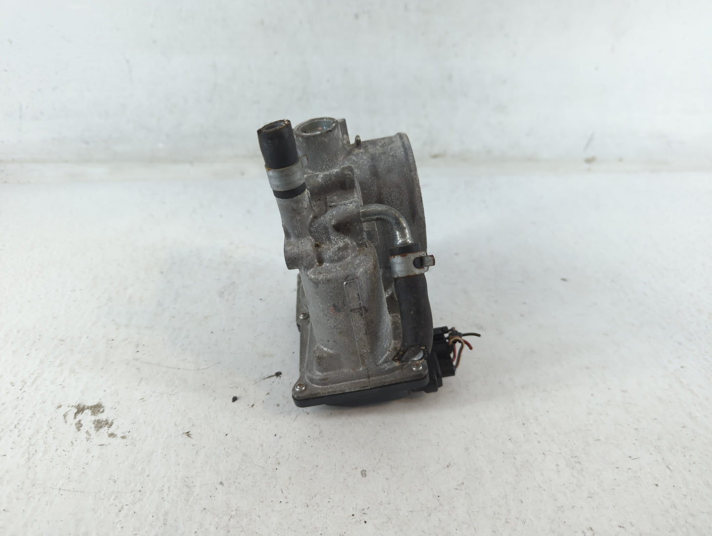 2012-2016 Subaru Impreza Throttle Body P/N:1Q09 1691 16112AA380 Fits Fits 2011 2012 2013 2014 2015 2016 2017 2018 OEM Used A