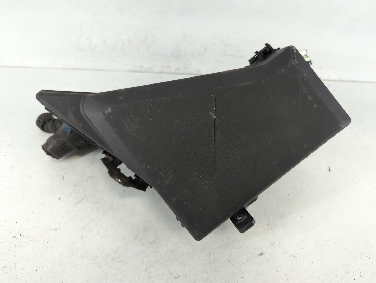 2012-2014 Subaru Impreza Fusebox Fuse Box Panel Relay Module P/N:MB100200B Fits Fits 2012 2013 2014 OEM Used Auto Parts - Oe