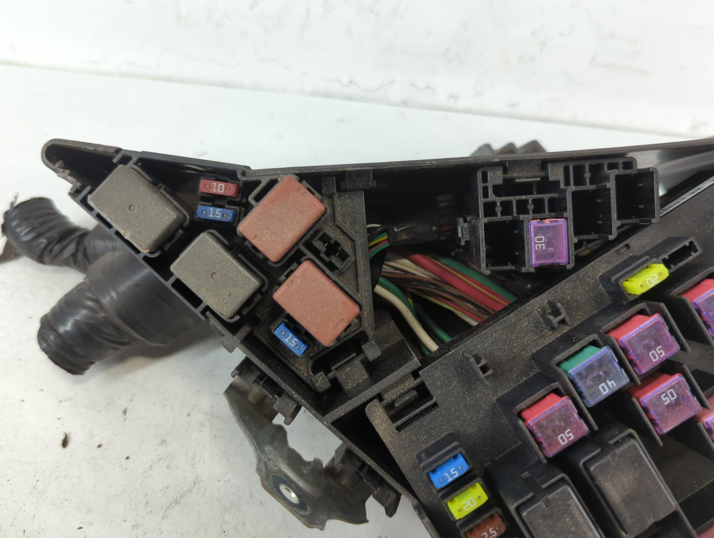 2010-2014 Subaru Impreza Fusebox Fuse Box Panel Relay Module P/N:MB100200B Fits Fits 2010 2011 2012 2013 2014 OEM Used Auto 