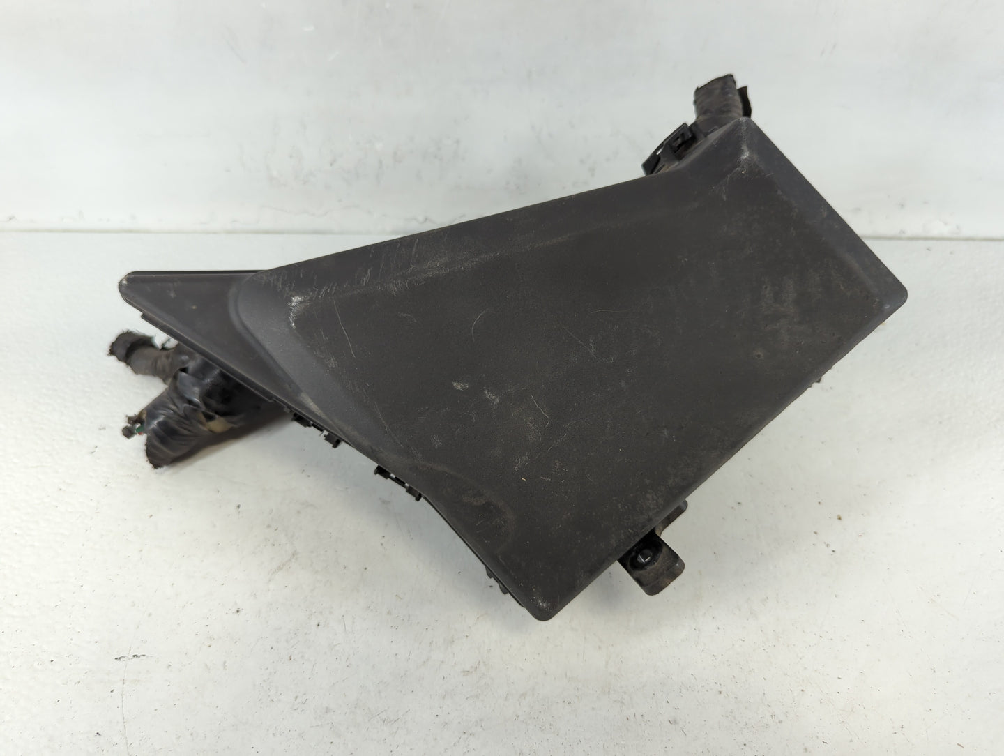 2012-2014 Subaru Impreza Fusebox Fuse Box Panel Relay Module P/N:MB100200B Fits Fits 2012 2013 2014 OEM Used Auto Parts - Oe