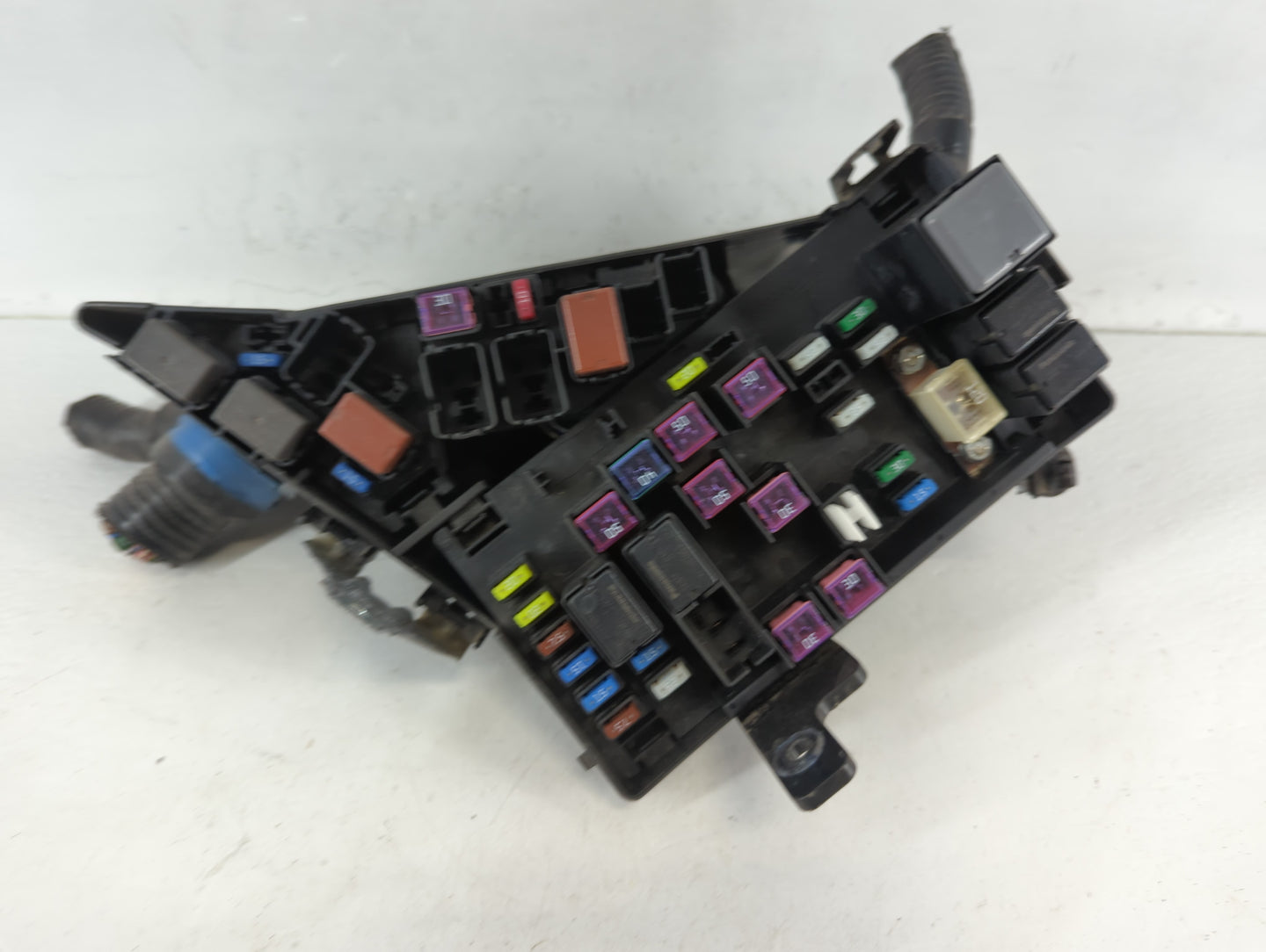 2012-2014 Subaru Impreza Fusebox Fuse Box Panel Relay Module P/N:MB100200B Fits Fits 2012 2013 2014 OEM Used Auto Parts - Oe