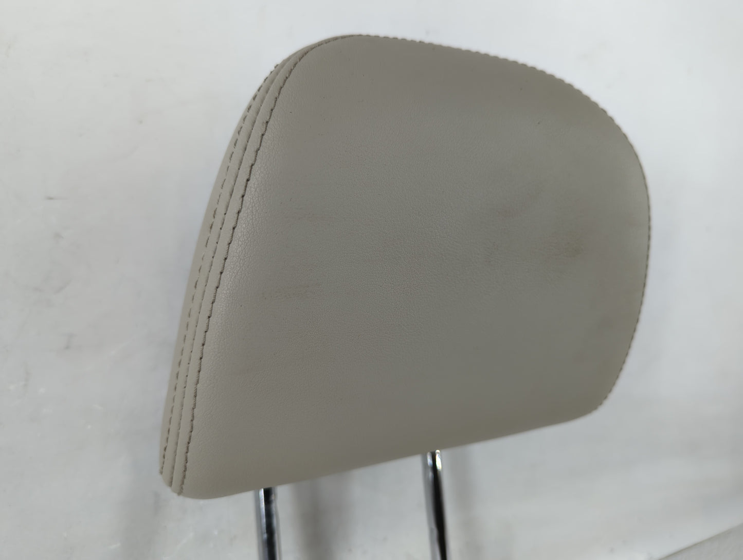 Subaru Impreza Headrest Head Rest Front Driver Passenger Seat Grey - Oemusedautoparts1.com