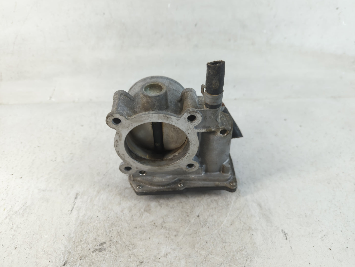 2012-2016 Subaru Impreza Throttle Body P/N:16112AA380 Fits Fits 2011 2012 2013 2014 2015 2016 2017 2018 OEM Used Auto Parts 