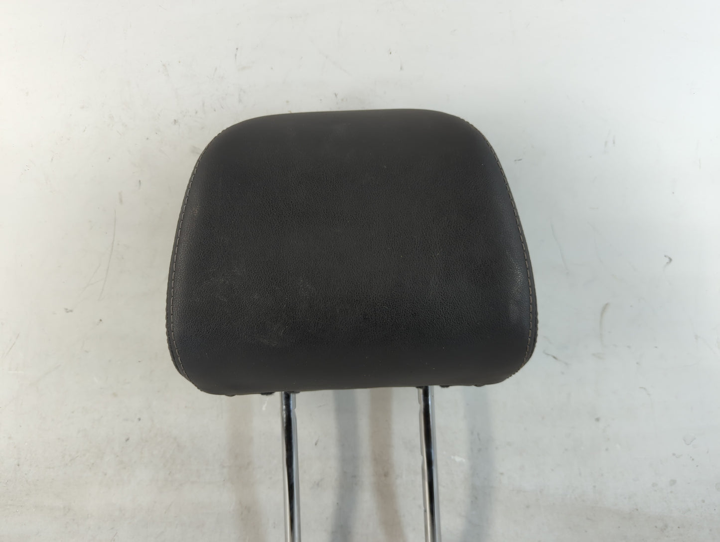 2012-2016 Subaru Impreza Headrest Head Rest Front Driver Passenger Seat Fits Fits 2012 2013 2014 2015 2016 OEM Used Auto Par