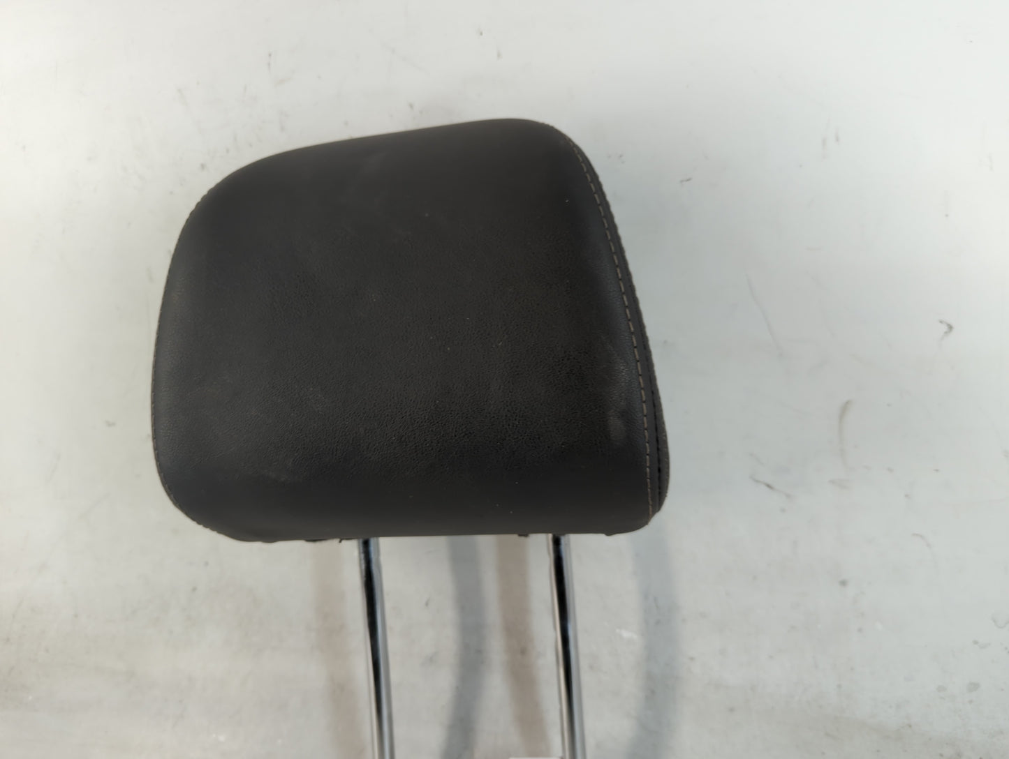 2012-2016 Subaru Impreza Headrest Head Rest Front Driver Passenger Seat Fits Fits 2012 2013 2014 2015 2016 OEM Used Auto Par