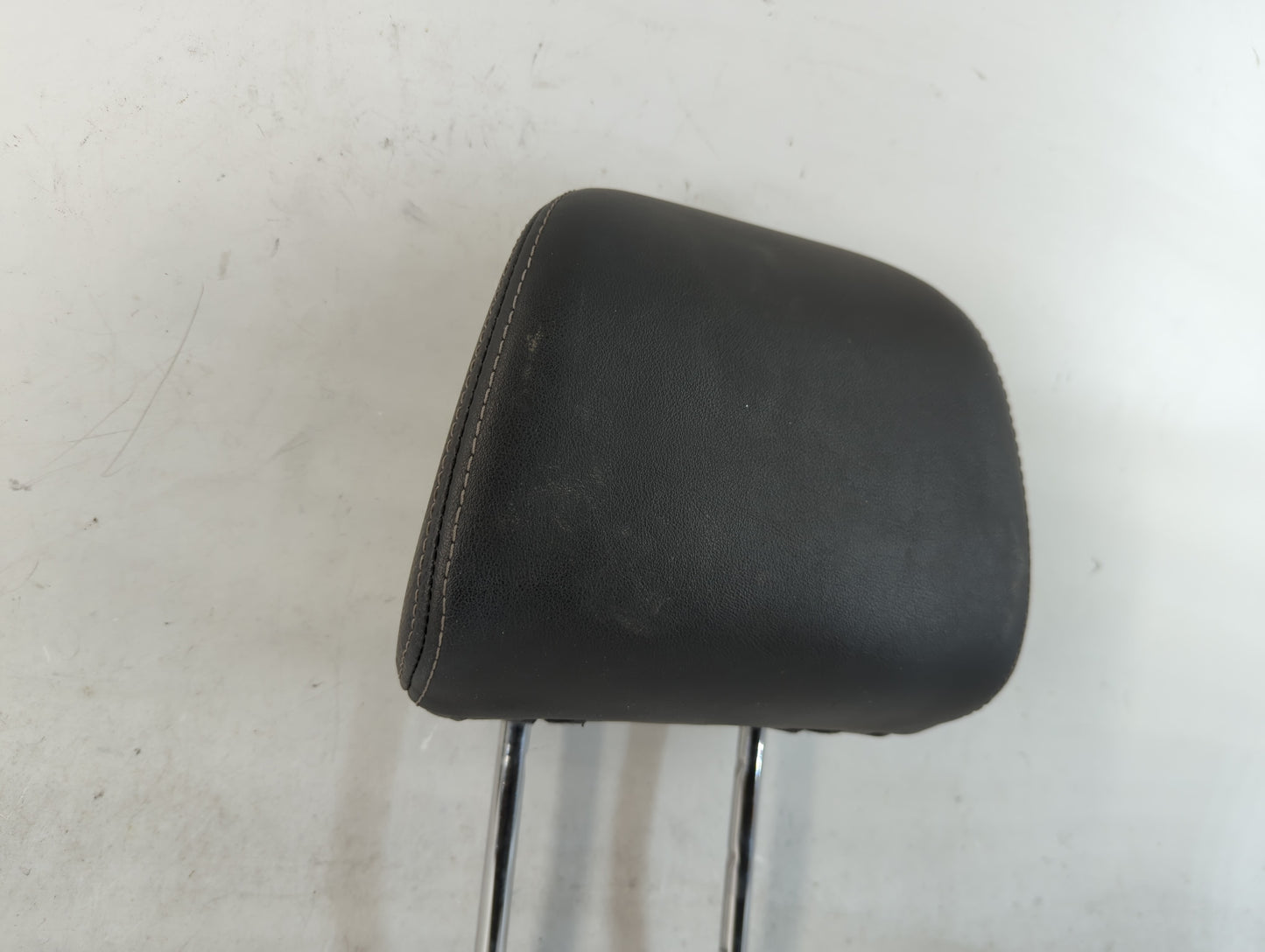 2012-2016 Subaru Impreza Headrest Head Rest Front Driver Passenger Seat Fits Fits 2012 2013 2014 2015 2016 OEM Used Auto Par
