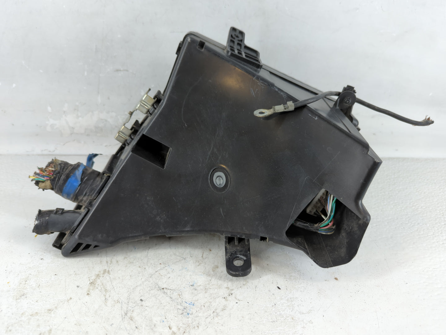 2012-2014 Subaru Impreza Fusebox Fuse Box Panel Relay Module P/N:MB100200B Fits Fits 2012 2013 2014 OEM Used Auto Parts - Oe