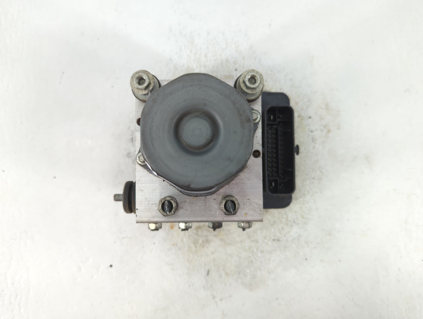 2013-2014 Subaru Impreza ABS Pump Control Module Replacement P/N:27536F J190 Fits Fits 2013 2014 OEM Used Auto Parts - Oemus