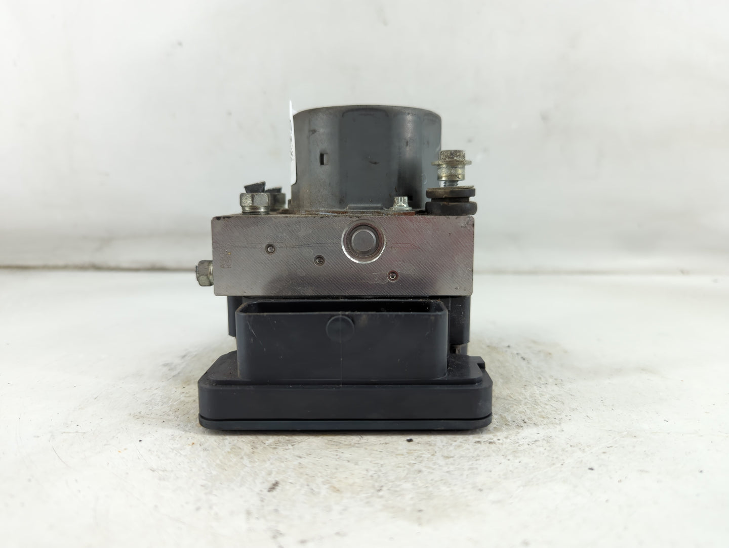 2013-2014 Subaru Impreza ABS Pump Control Module Replacement P/N:27536F J190 Fits Fits 2013 2014 OEM Used Auto Parts - Oemus