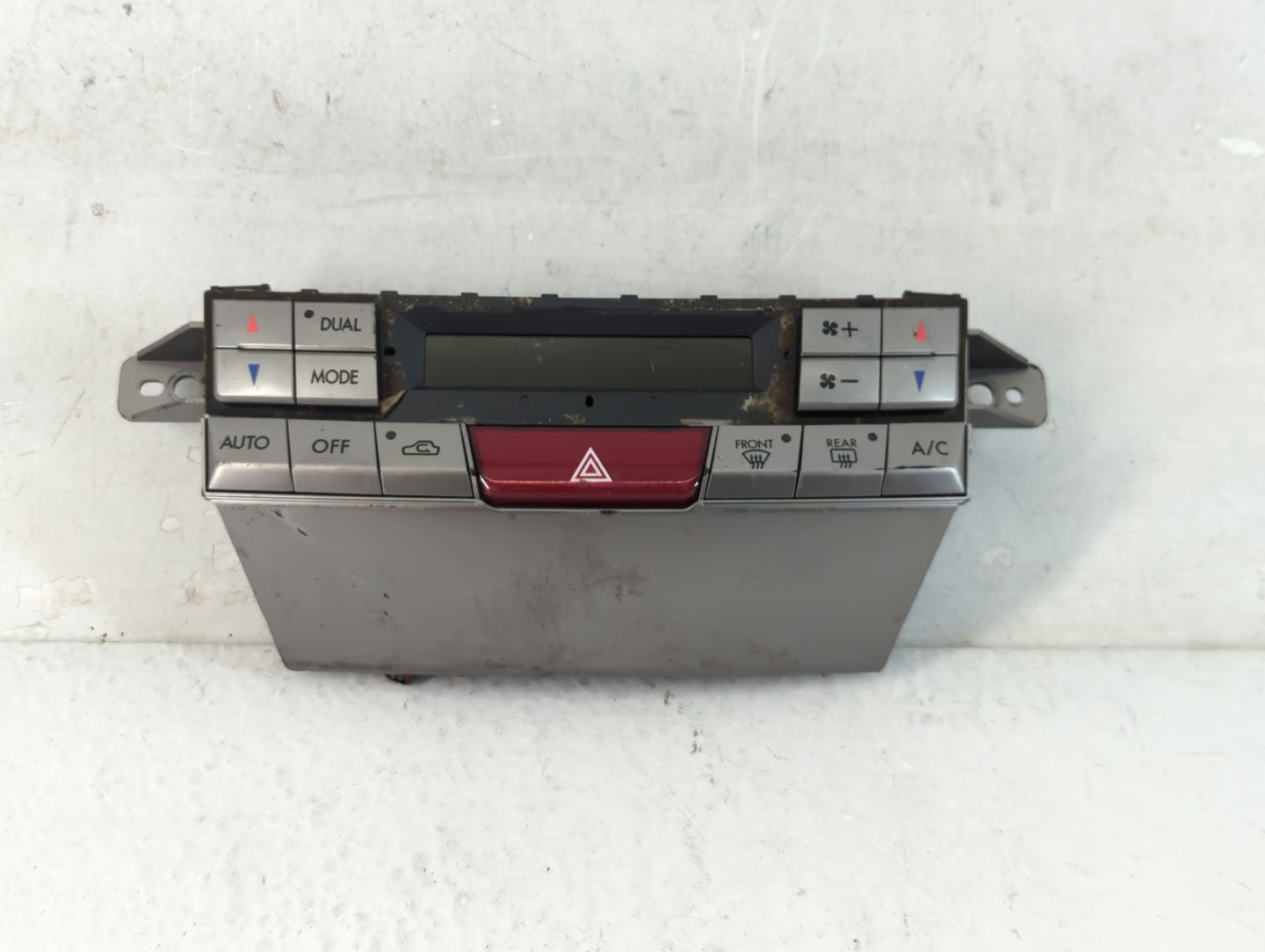 2010-2014 Subaru Legacy Climate Control Module Temperature AC/Heater Replacement P/N:72311AJ03A Fits Fits 2010 2011 2012 201