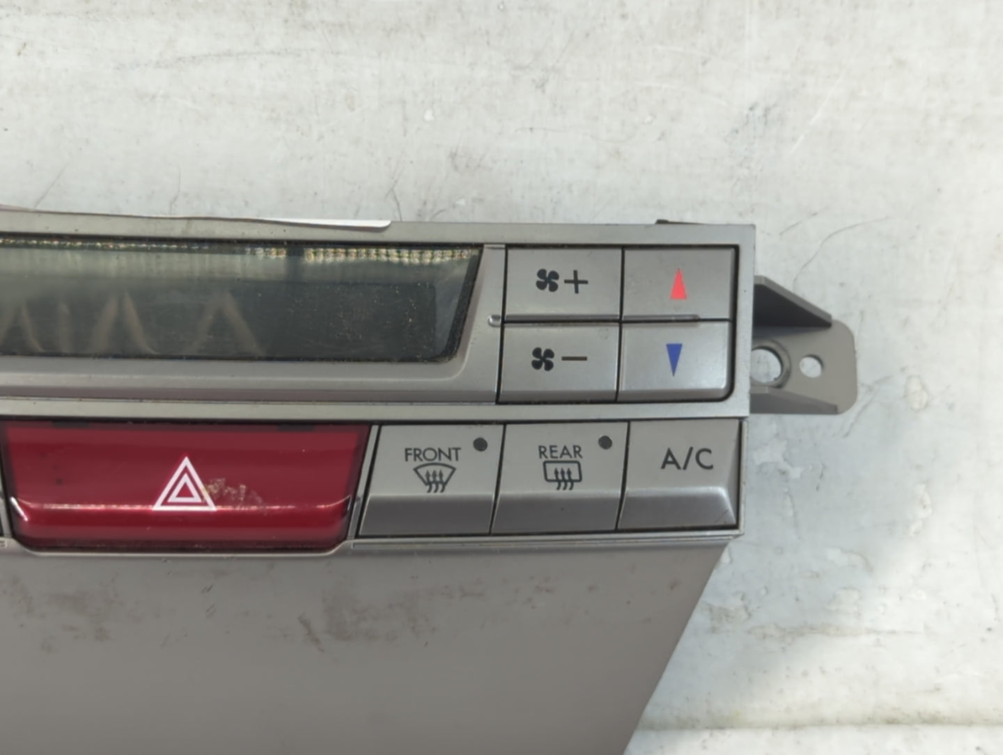 2010-2014 Subaru Legacy Climate Control Module Temperature AC/Heater Replacement P/N:72311AJ03A A2C3109120000 Fits OEM Used 