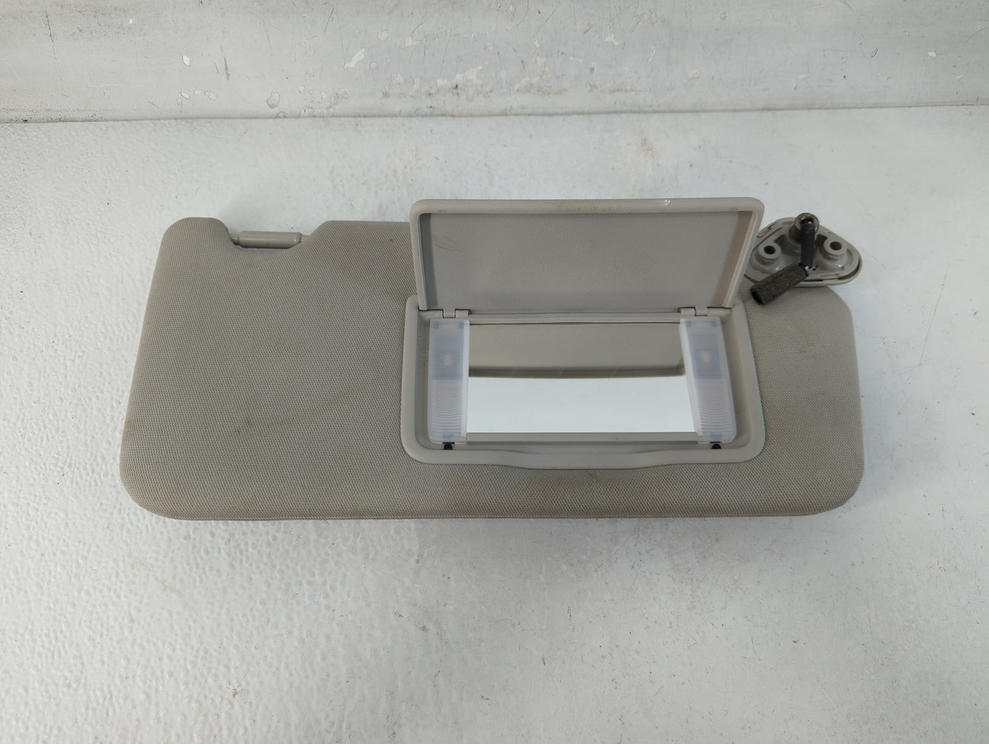 2010-2014 Subaru Legacy Sun Visor Shade Replacement Passenger Right Mirror Fits Fits 2010 2011 2012 2013 2014 OEM Used Auto 