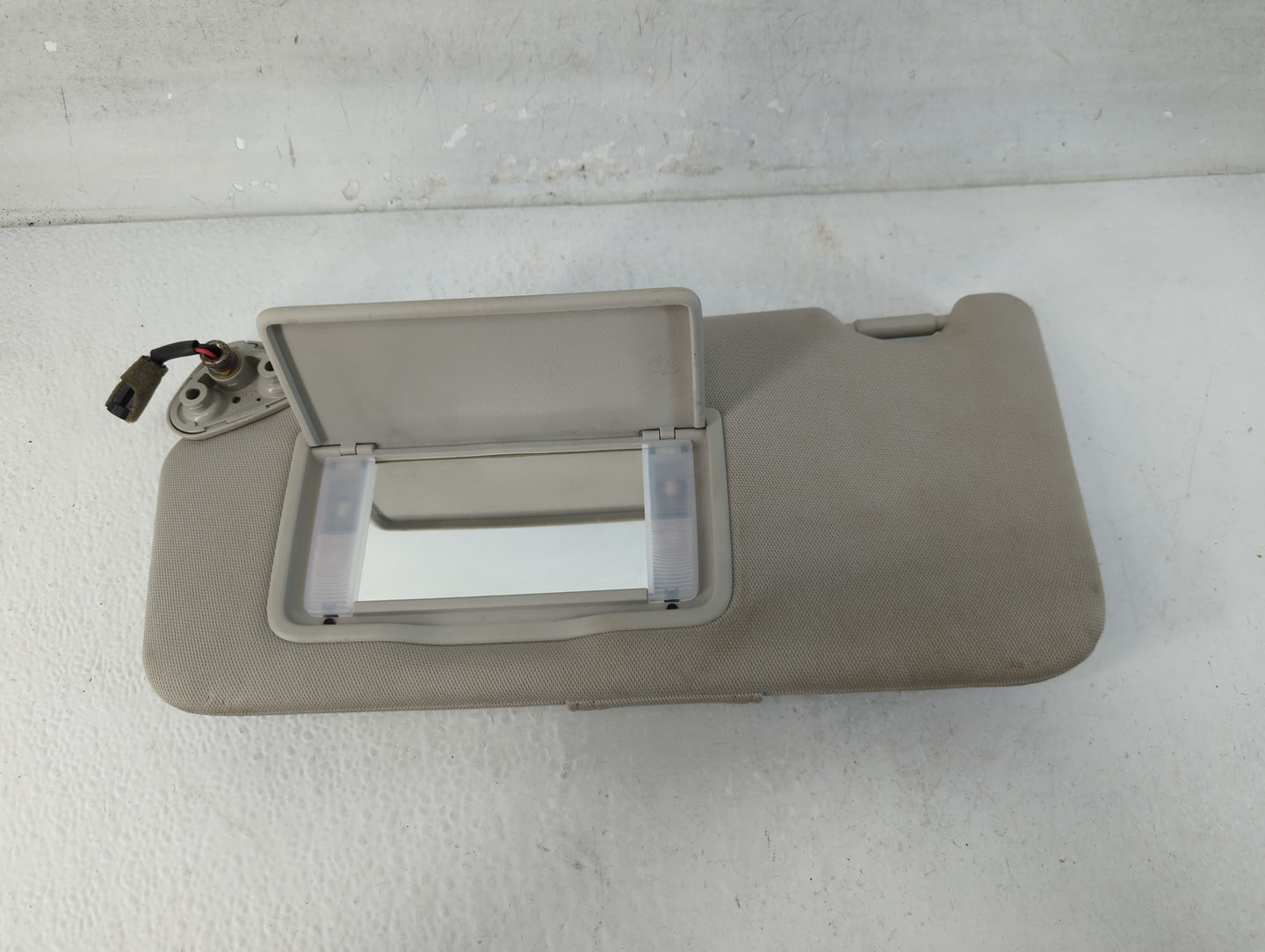 2010-2014 Subaru Legacy Sun Visor Shade Replacement Driver Left Mirror Fits Fits 2010 2011 2012 2013 2014 OEM Used Auto Part