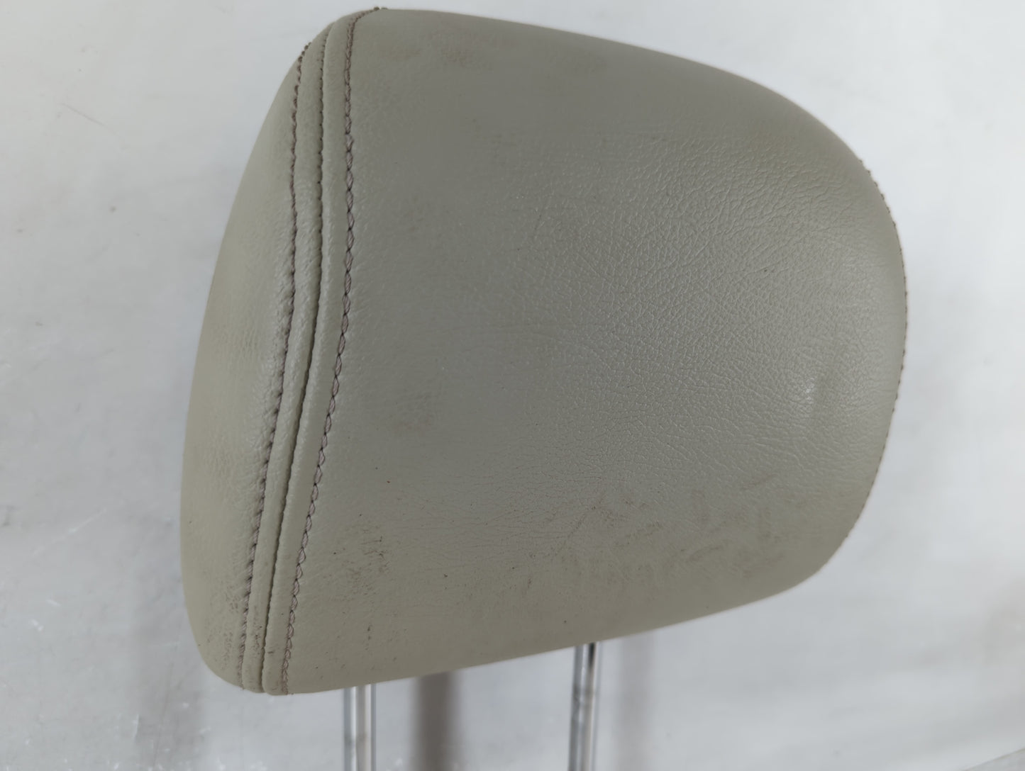 2013-2014 Subaru Legacy Headrest Head Rest Front Driver Passenger Seat Fits Fits 2013 2014 OEM Used Auto Parts - Oemusedauto