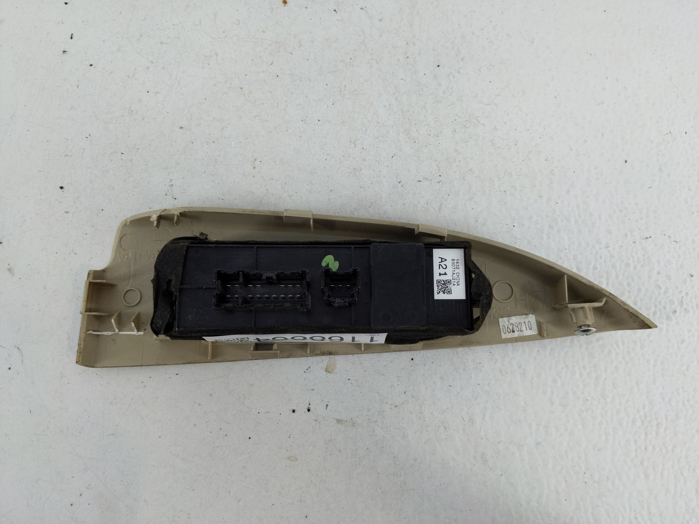 2013-2014 Subaru Legacy Master Power Window Switch Replacement Driver Side Left P/N:83071AJ21A Fits Fits 2013 2014 OEM Used 