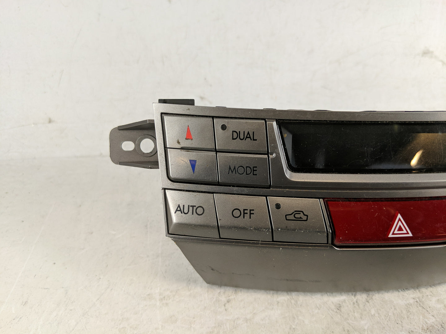 2010-2014 Subaru Legacy Climate Control Module Temperature AC/Heater Replacement P/N:72311AJ03A Fits Fits 2010 2011 2012 201