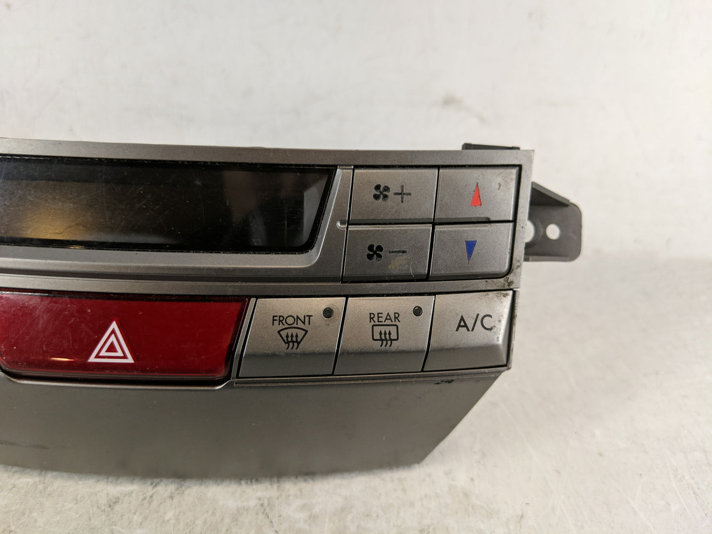 2010-2014 Subaru Legacy Climate Control Module Temperature AC/Heater Replacement P/N:72311AJ03A Fits Fits 2010 2011 2012 201