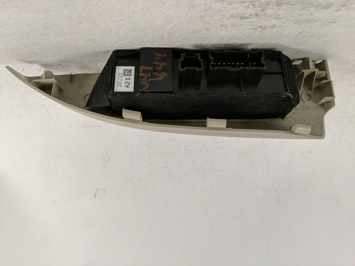 2013-2014 Subaru Legacy Master Power Window Switch Replacement Driver Side Left Fits Fits 2013 2014 OEM Used Auto Parts - Oe