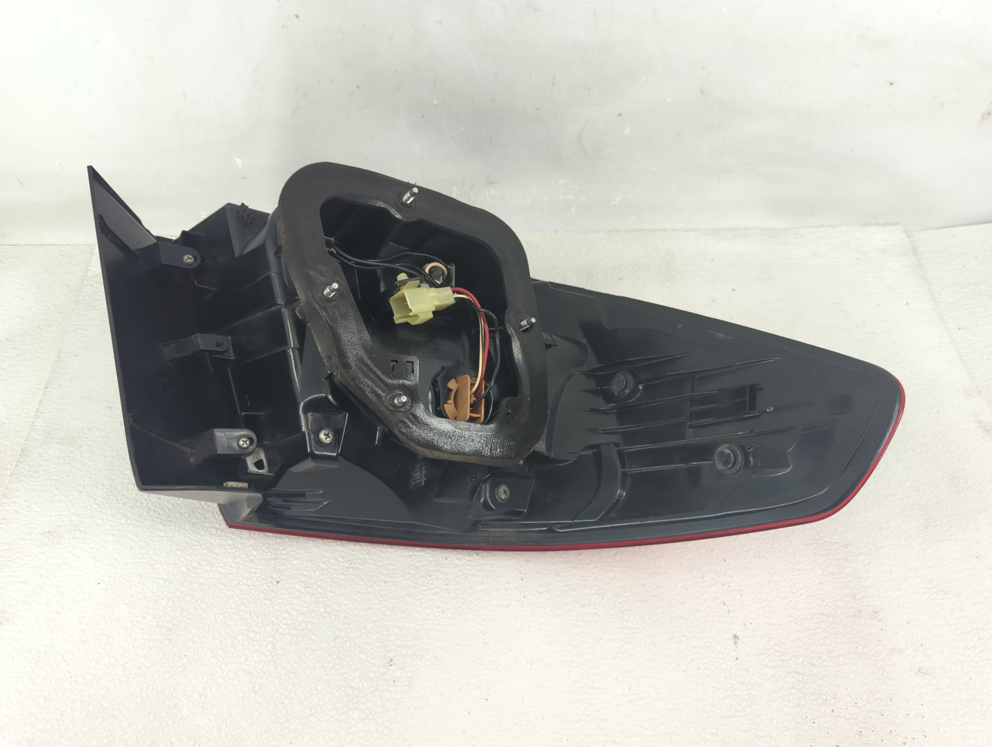 2010-2014 Subaru Legacy Tail Light Assembly Passenger Right OEM Fits Fits 2010 2011 2012 2013 2014 OEM Used Auto Parts - Oem