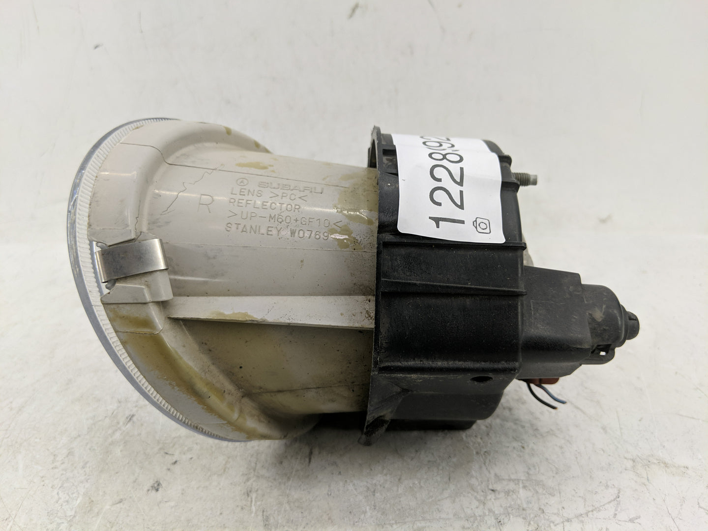2013-2016 Subaru Legacy Passenger Right Oem Front Light Lamp - Oemusedautoparts1.com