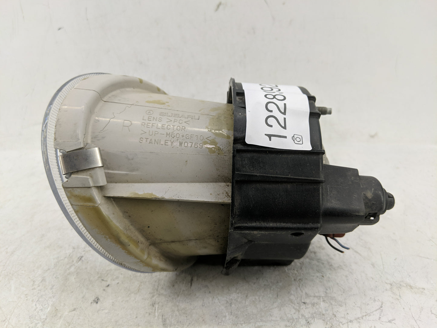 2013-2016 Subaru Legacy Passenger Right Oem Front Light Lamp - Oemusedautoparts1.com