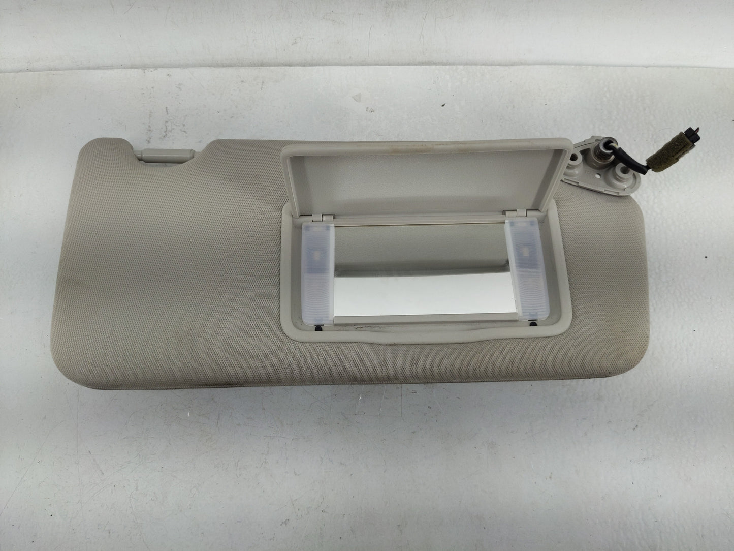 2010-2014 Subaru Legacy Sun Visor Shade Replacement Passenger Right Mirror Fits Fits 2010 2011 2012 2013 2014 OEM Used Auto 