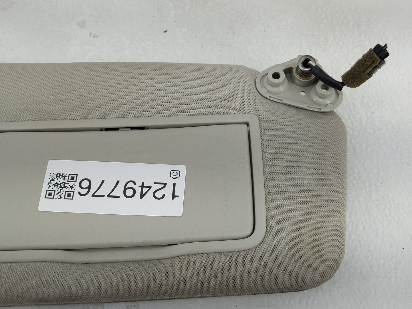 2010-2014 Subaru Legacy Sun Visor Shade Replacement Passenger Right Mirror Fits Fits 2010 2011 2012 2013 2014 OEM Used Auto 