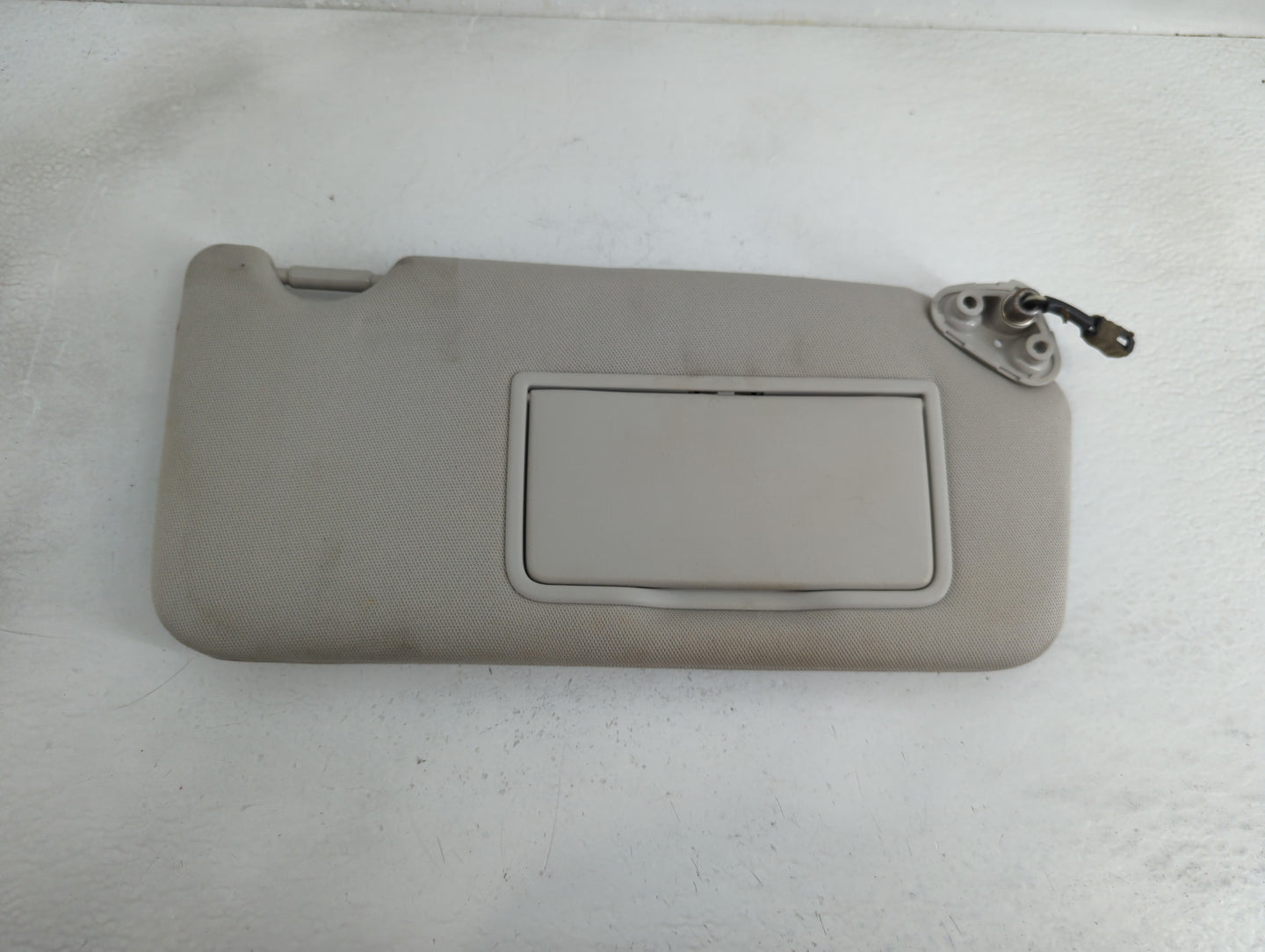 2010-2014 Subaru Legacy Sun Visor Shade Replacement Passenger Right Mirror Fits Fits 2010 2011 2012 2013 2014 OEM Used Auto 