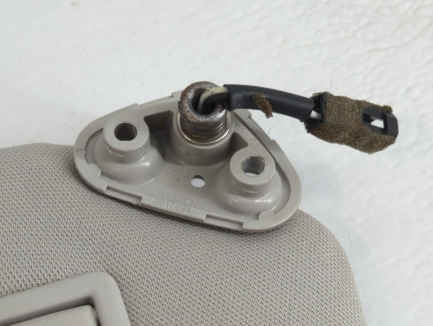 2010-2014 Subaru Legacy Sun Visor Shade Replacement Passenger Right Mirror Fits Fits 2010 2011 2012 2013 2014 OEM Used Auto 