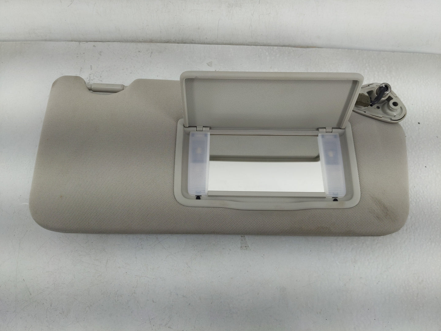 2010-2014 Subaru Legacy Sun Visor Shade Replacement Passenger Right Mirror Fits Fits 2010 2011 2012 2013 2014 OEM Used Auto 