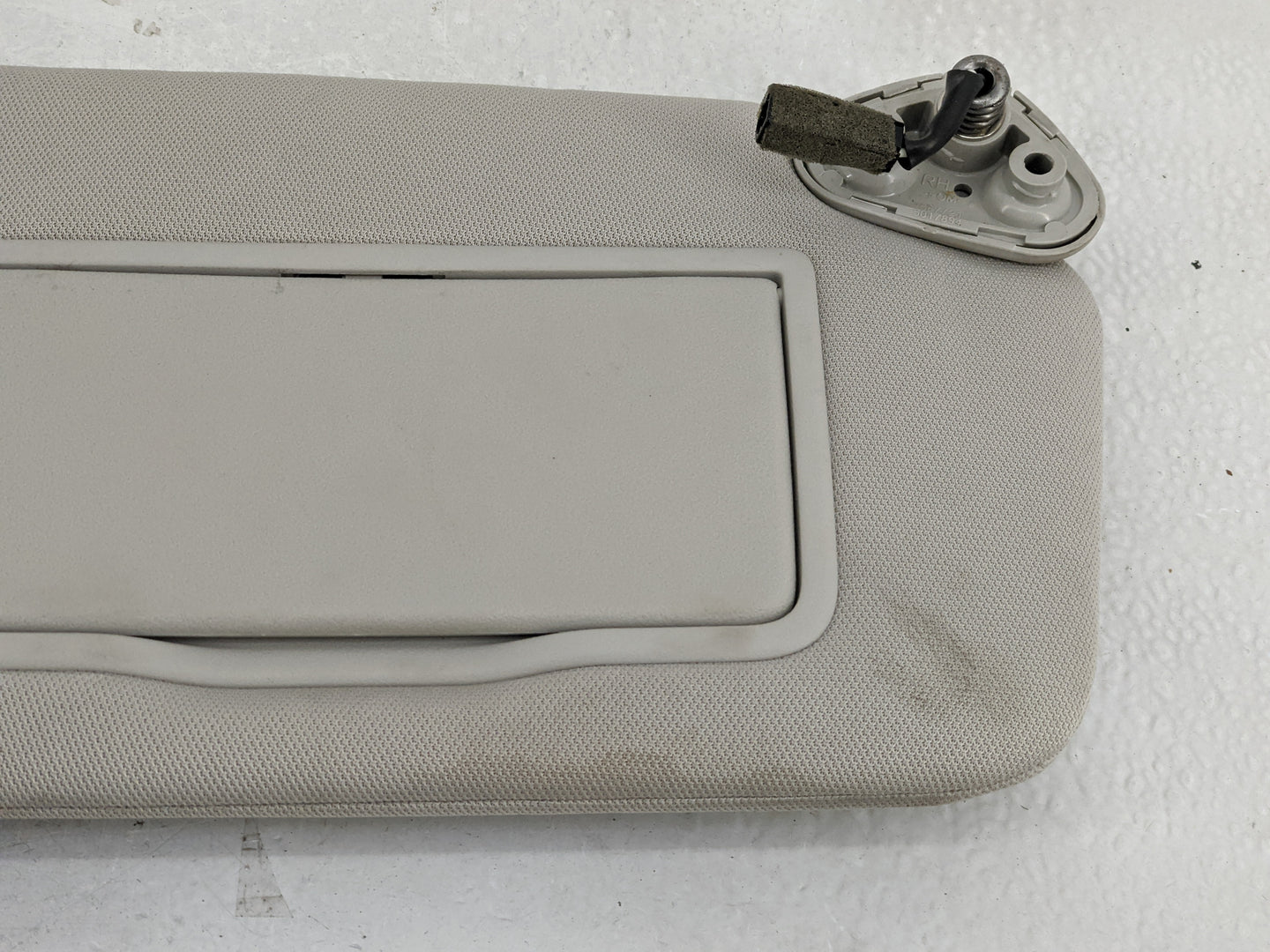 2010-2014 Subaru Legacy Sun Visor Shade Replacement Passenger Right Mirror Fits Fits 2010 2011 2012 2013 2014 OEM Used Auto 
